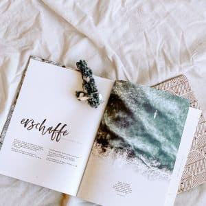 By Simone Stocker_Life Coach_Selbstliebe-Blossome journal-Ritual Tools Shop-Meditation Embodiment Blossome Journey