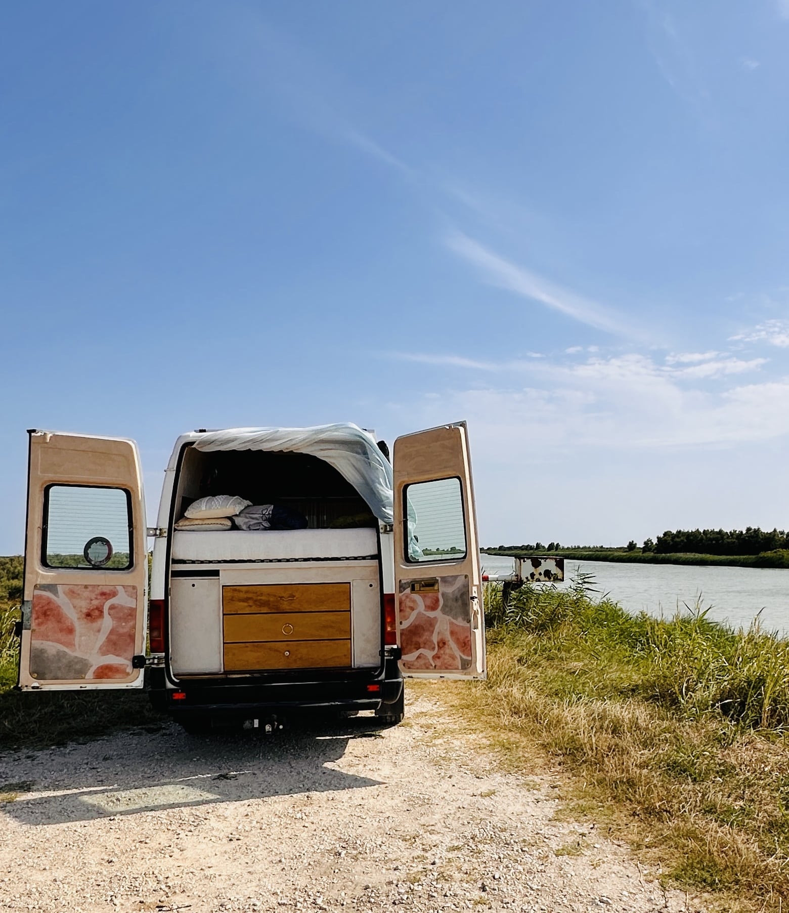 By Simone Stocker_Creative Director_Art Director_Van Conversion_VW LT35 Conversion